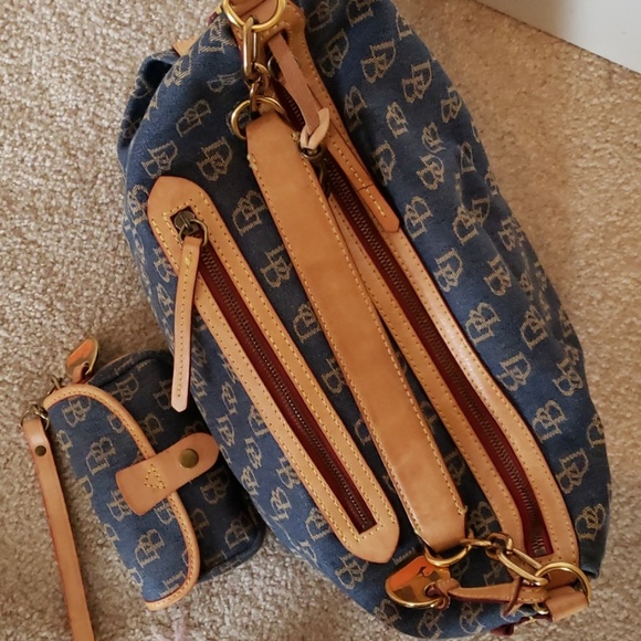 Dooney & Bourke handbag - Picture 8 of 8